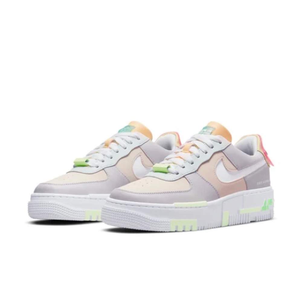 Nike Air Force 1 Low Pixel